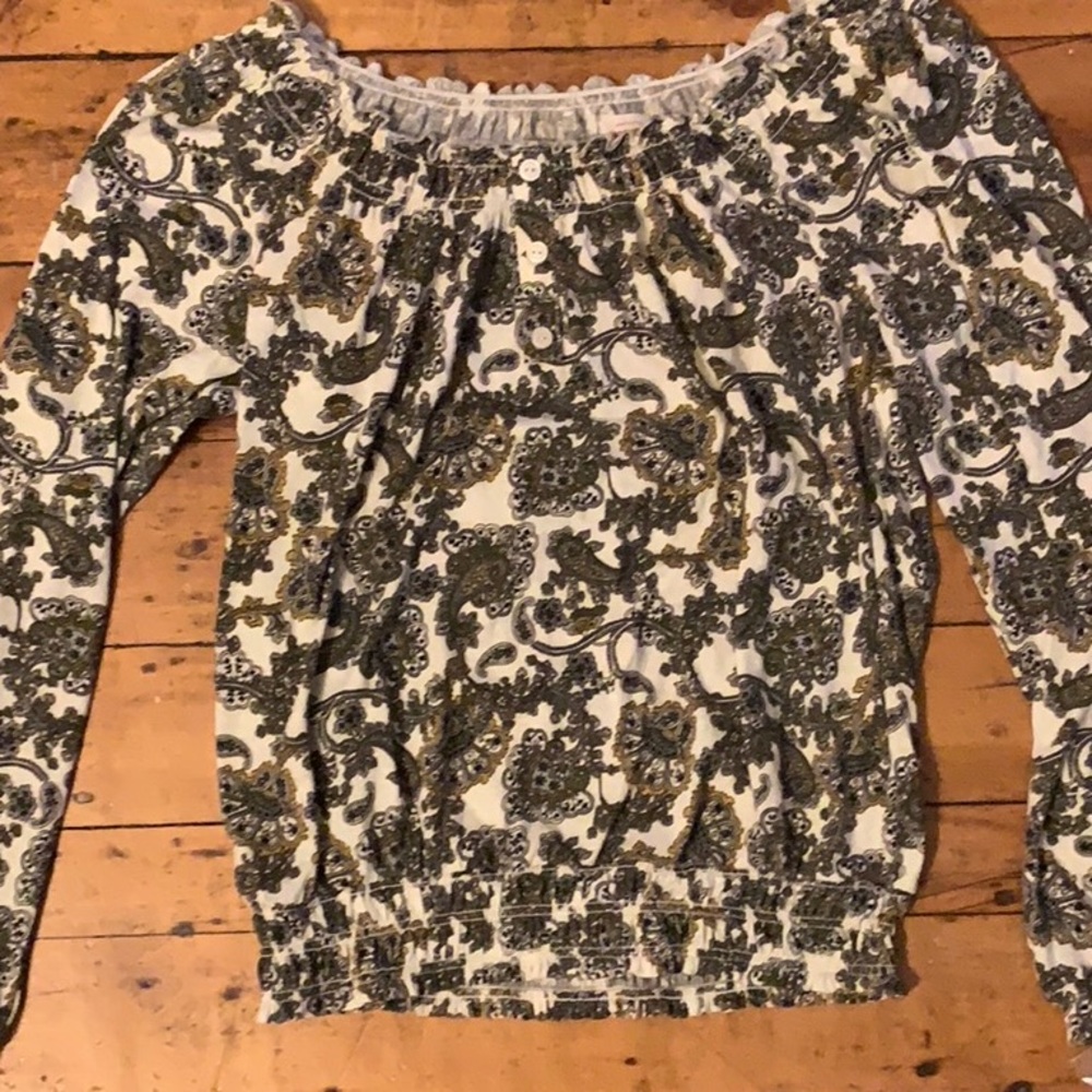 Mossimo Patterned Off- Shoulder Long Sleeve Shirt NWT